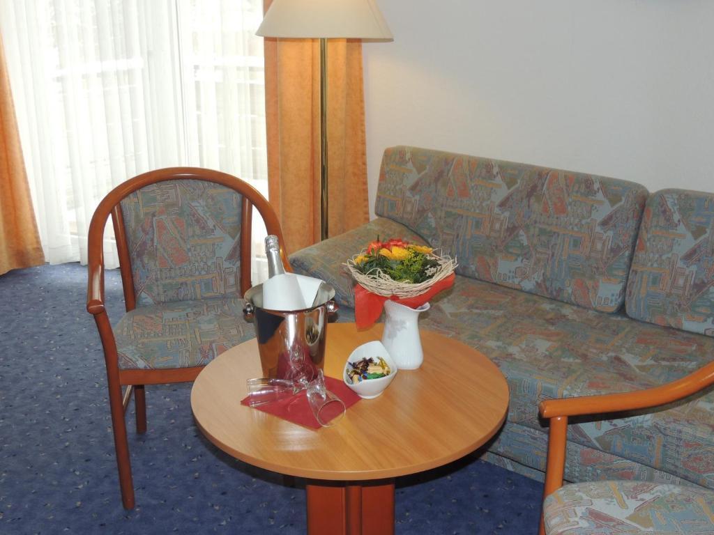 Hotel-Restaurant Zum Roeddenberg Osterode am Harz Szoba fotó
